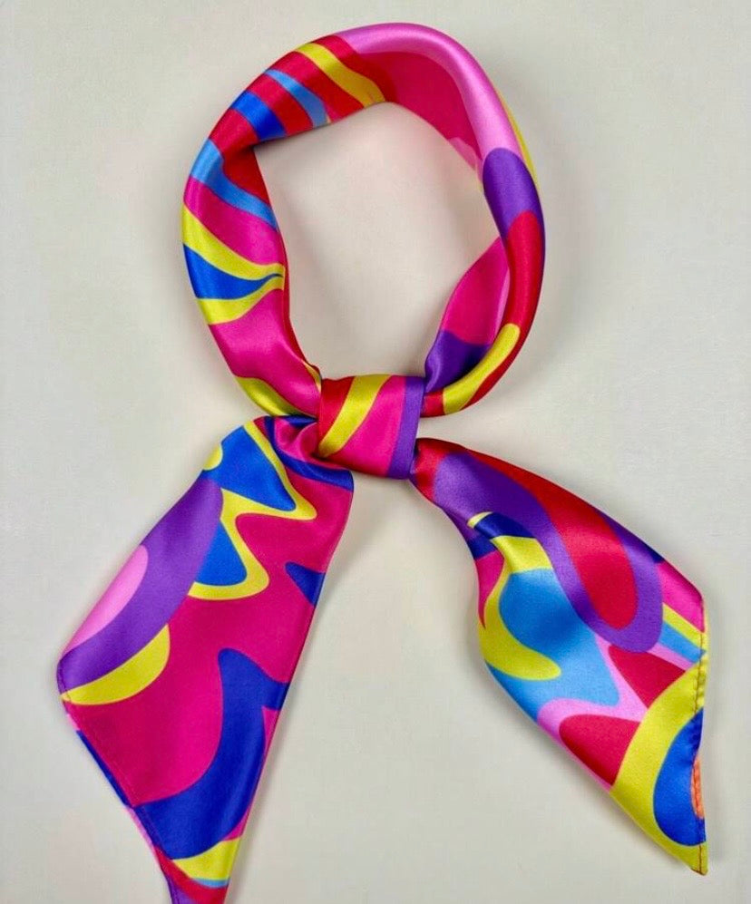 Foulard carré imprimé géométrique psychédélique
