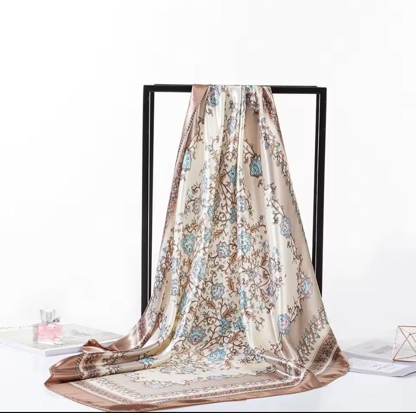 Foulard imprimé en satin