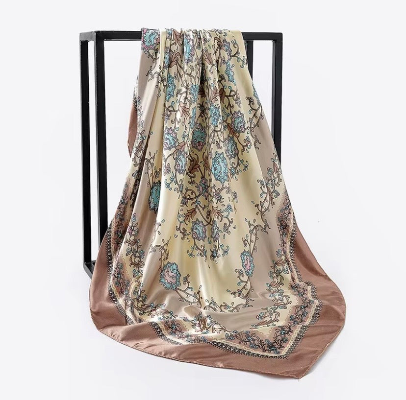 Foulard imprimé en satin
